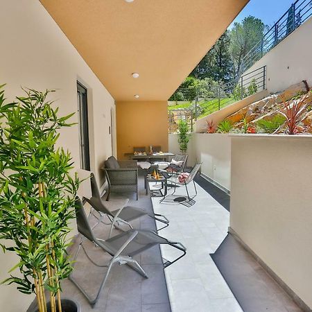 Luxury Urban Villa Apartments With Jacuzzi Split Ngoại thất bức ảnh