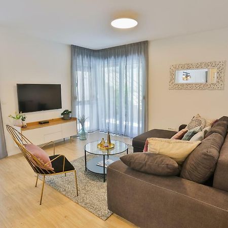Luxury Urban Villa Apartments With Jacuzzi Split Ngoại thất bức ảnh
