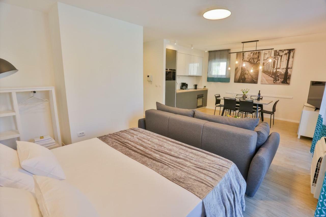Luxury Urban Villa Apartments With Jacuzzi Split Ngoại thất bức ảnh