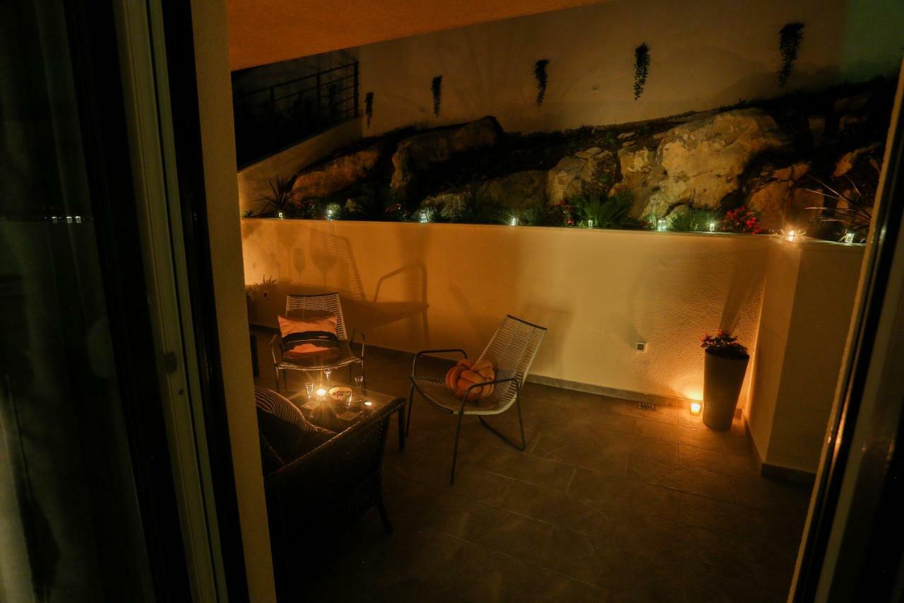 Luxury Urban Villa Apartments With Jacuzzi Split Ngoại thất bức ảnh