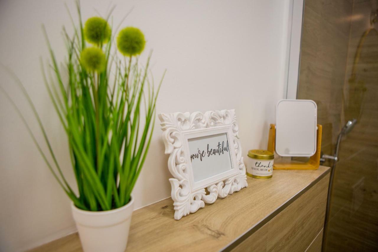 Luxury Urban Villa Apartments With Jacuzzi Split Ngoại thất bức ảnh